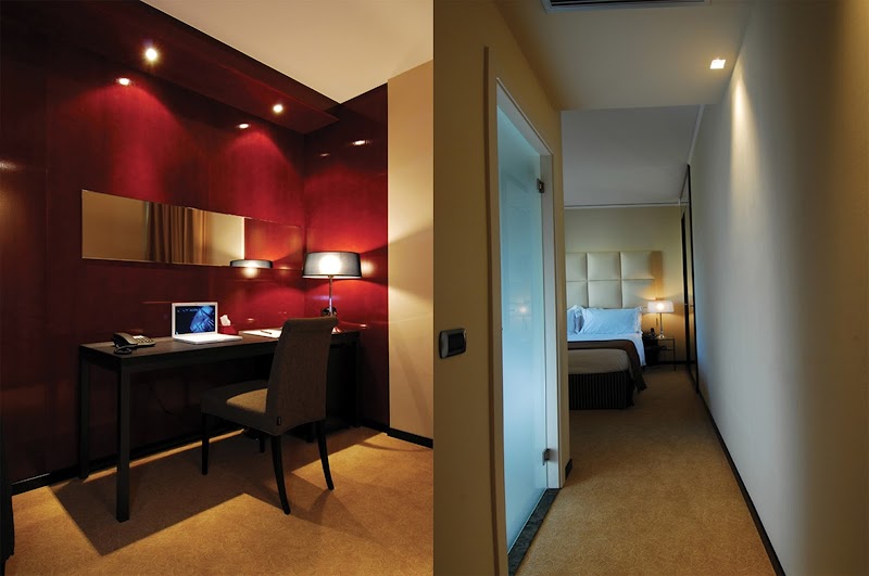 Cosmopolitan Hotel - 3