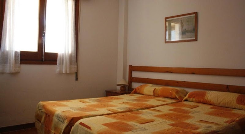 Apartamentos Cala Llonga Playa - 3