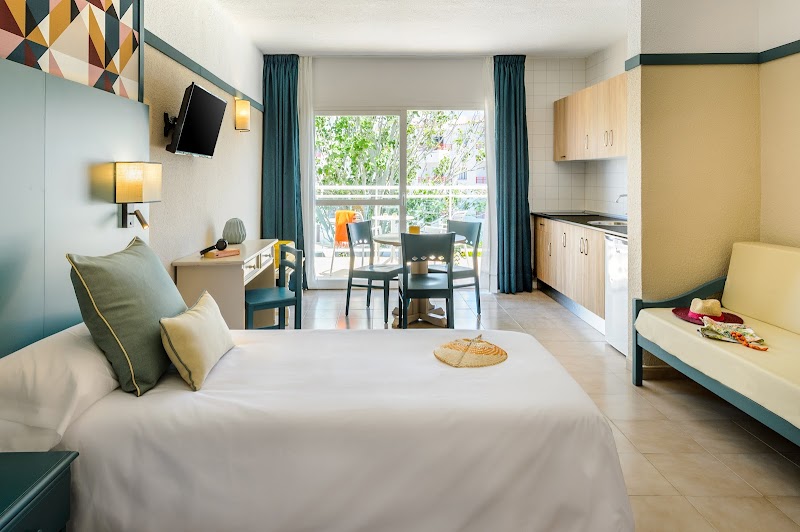 Invisa Hotel Club Cala Verde - 2