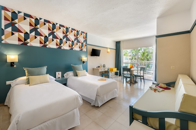 Invisa Hotel Club Cala Verde - 3