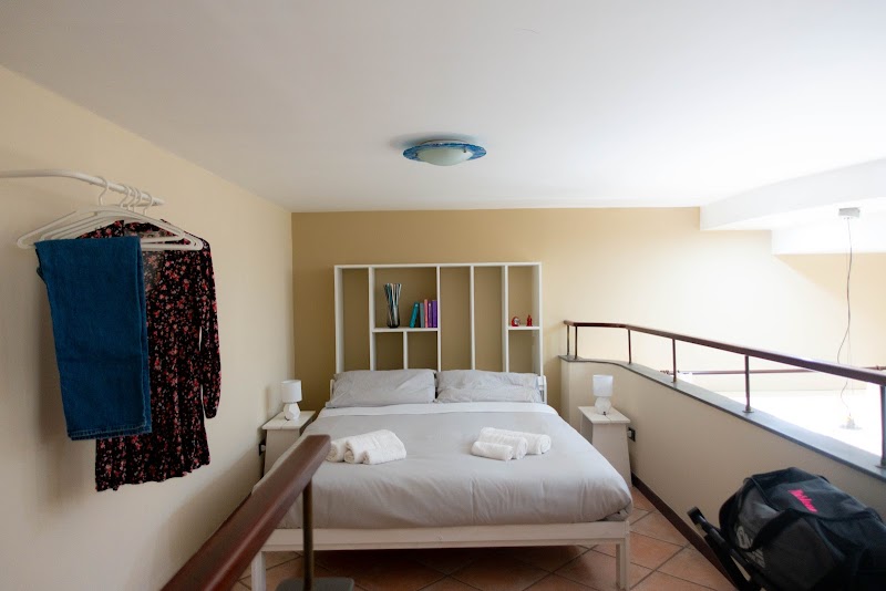 Aeroporto Napoli Gate 2 Home Stay - 4