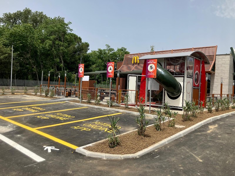 McDonald's Casoria Via Nazionale delle Puglie - 2
