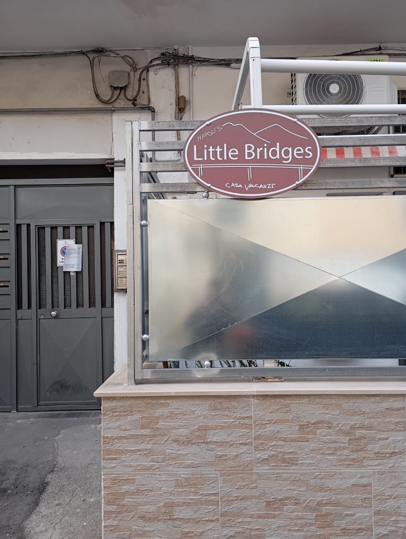 Napoli’s Little Bridges - 3