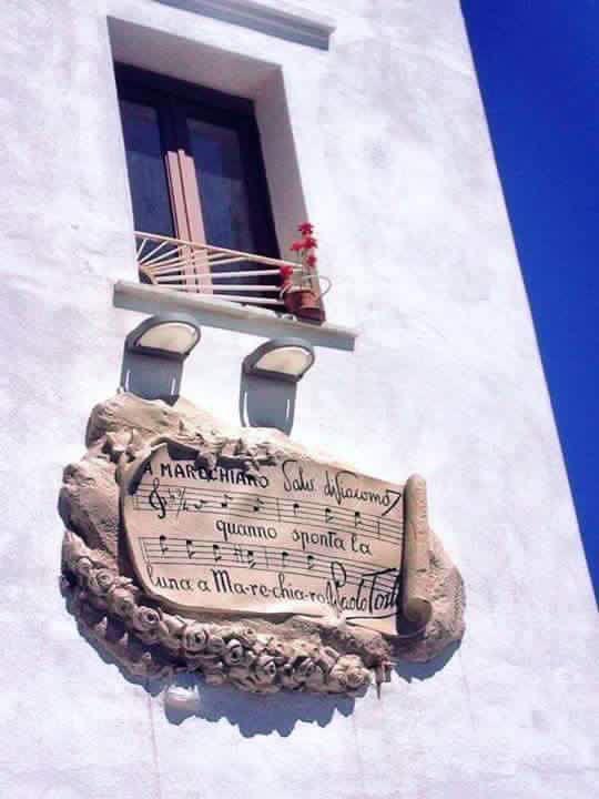 Romeo house via discesa coroglio 40