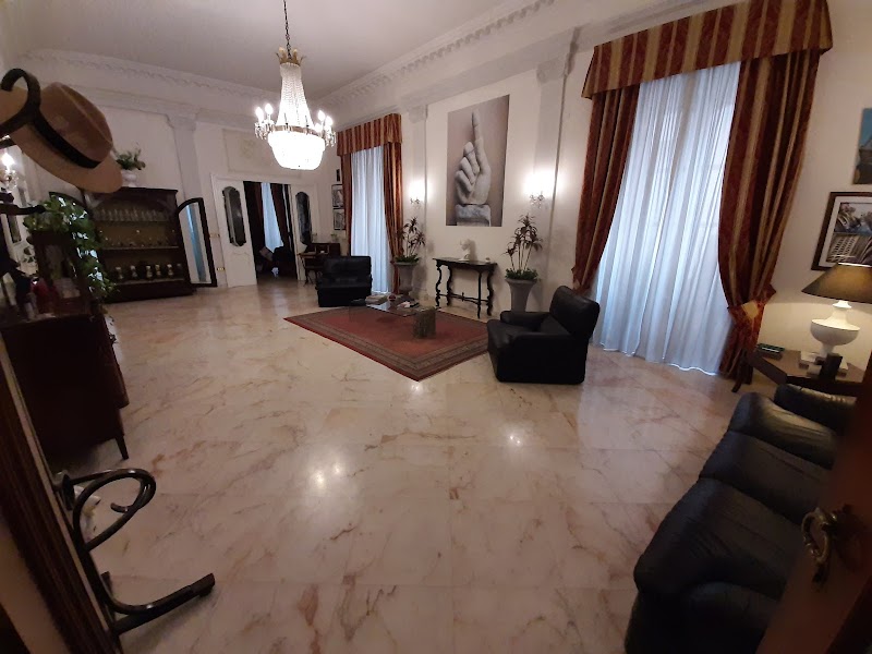 Magnocavallo Palace B & B - 3