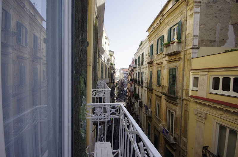 b&b skyhouse chiatamone - 2