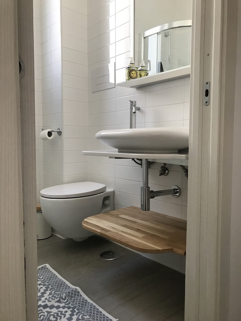 B&B International Garibaldi - 2