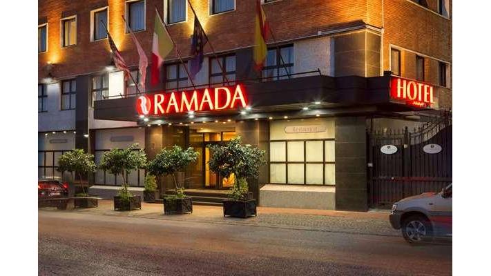 Ramada by Wyndham Naples - 3