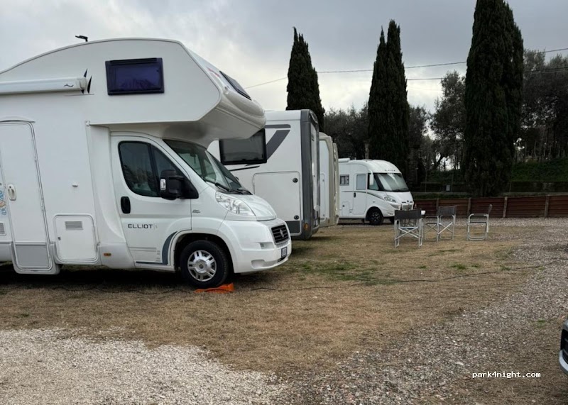I.P.M. Parcheggio Sosta Camper - 4