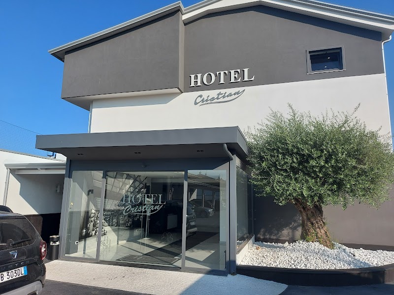 Hotel Cristian