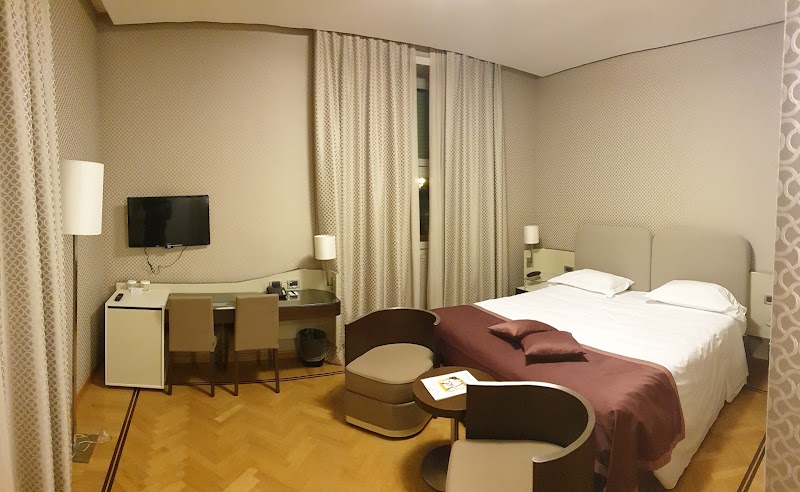 Hotel Suite Esedra - 4