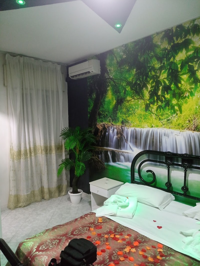 Hotel Napoleon Cuore - 4