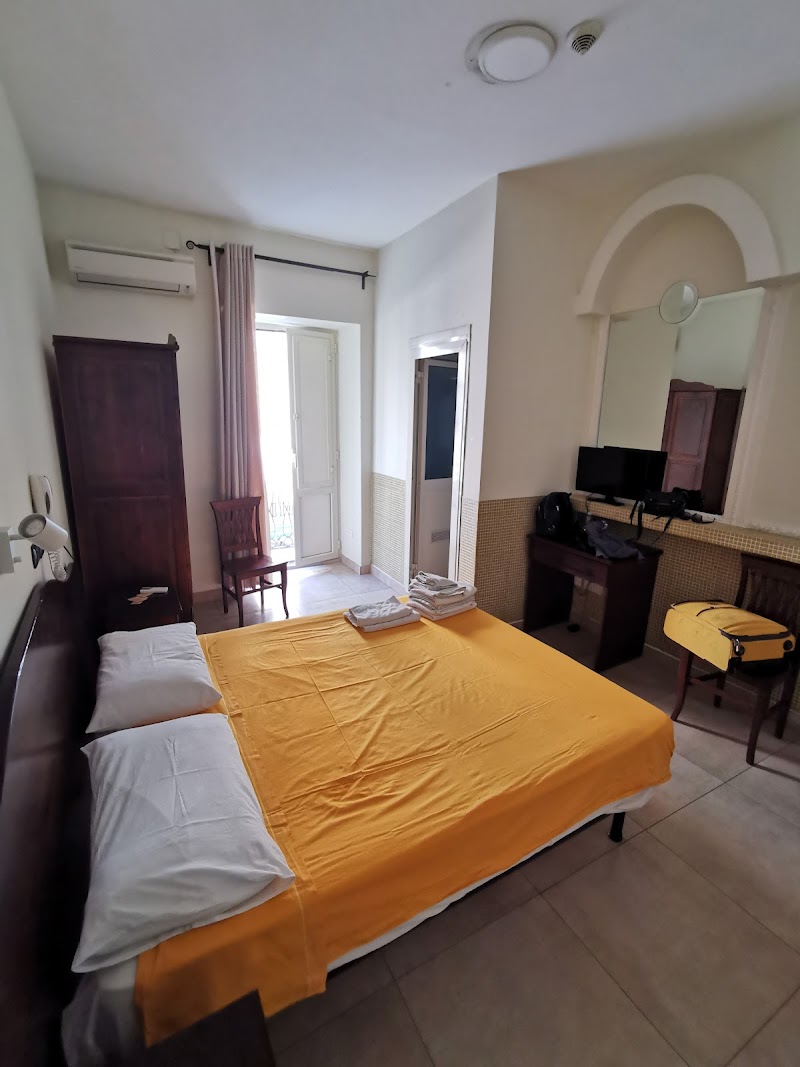 Hotel Vittorio Veneto - 2