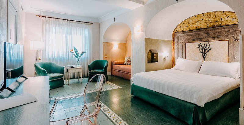 Hotel Costantinopoli 104