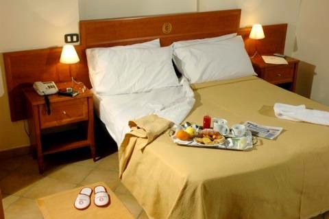 Caravaggio Hotel - 3