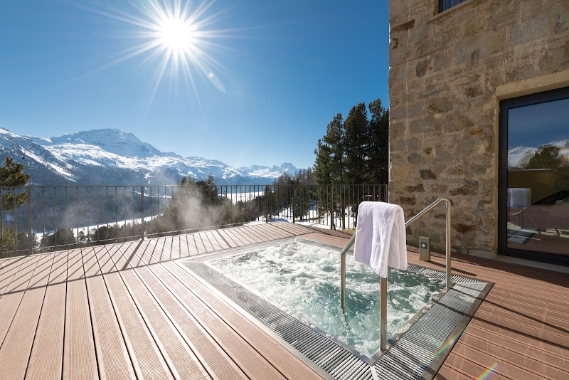 Hauser Hotel St. Moritz - 4